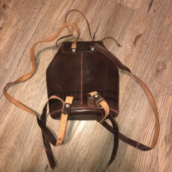 VTG Leather Mini BackPack Buckles Long Straps Tooled Starburst Pattern - Picture 4 of 9